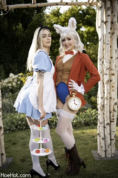 Luxlo - Alice and the White Rabbit nude cosplay leaked 201225