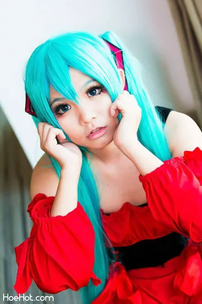 Light Cosplay - Hatsune Miku nude cosplay leaked 226827