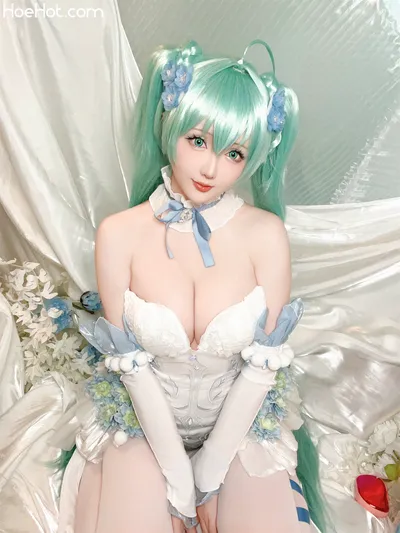 星之迟迟 初音未来粉蝶花精灵 Small nude cosplay leaked 31524