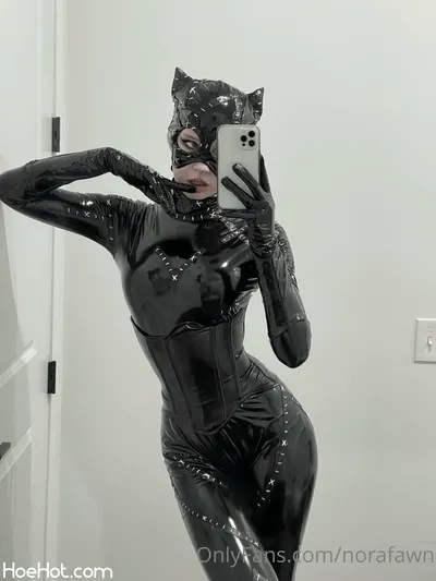 Norafawn - Catwoman nude cosplay leaked 362576