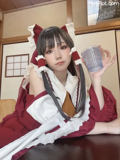 Nawo - Reimu nude cosplay leaked 44793