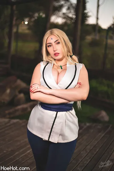 Danielle Vedovelli - Tsunade nude cosplay leaked 158219