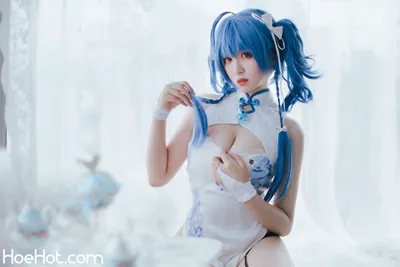 轩萧学姐 -圣路易斯旗袍 nude cosplay leaked 360226