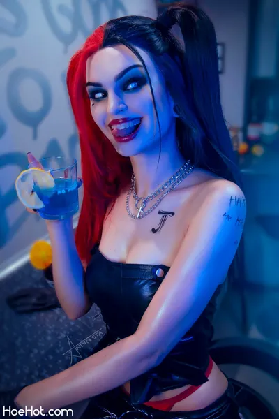 Andrasta - Harley Quinn Bad Girl in the Bar nude cosplay leaked 580855