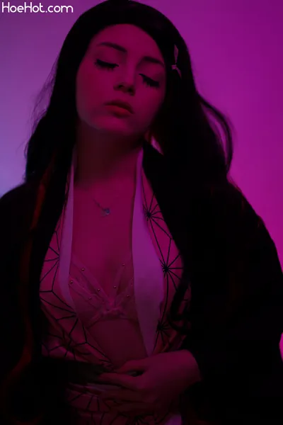 Olyashaa - Nezuko nude cosplay leaked 301760