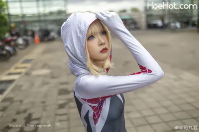 糕糕兽 - spider gwen nude cosplay leaked 577672