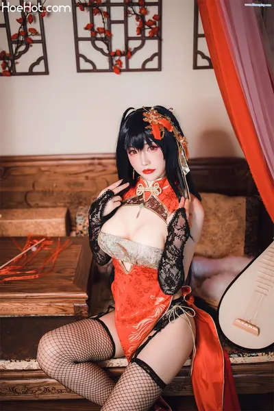 [coser衣衣] 碧蓝航线 大凤旗袍 Azur Lane Taihō Qi Pao nude cosplay leaked 329932