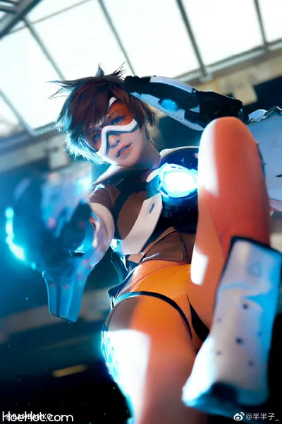 半半子 - Tracer nude cosplay leaked 265959