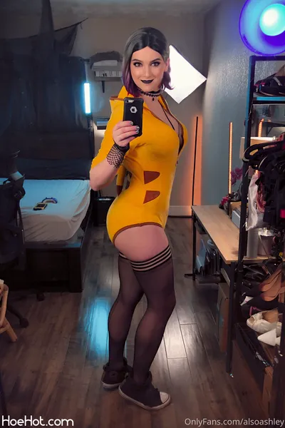 Ashley Barron - Pikachu nude cosplay leaked 239808