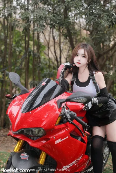 [Xiuren 秀人网: 小薯条nienie] Tifa Lockhart nude cosplay leaked 56312