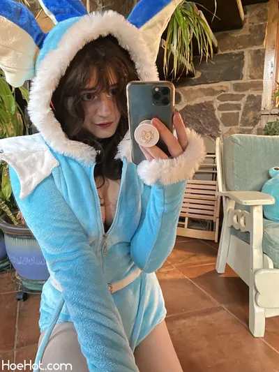 Kitren - Vaporeon nude cosplay leaked 71725