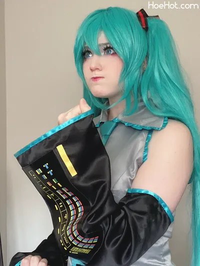 Satin Stars - Hatsune Miku nude cosplay leaked 224685