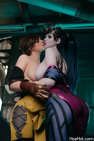 Alina Becker - Widowmaker x Tracer nude cosplay leaked 609005