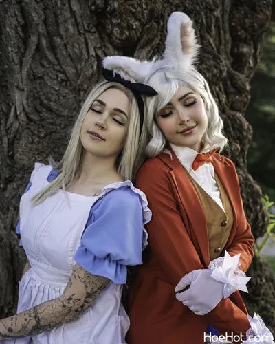 Luxlo - Alice and the White Rabbit nude cosplay leaked 201229