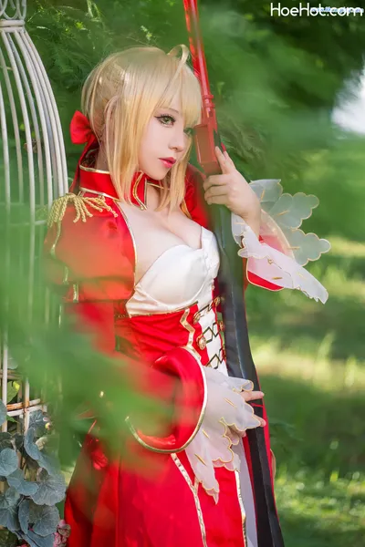 [叫我千寻大人] 尼禄 正裝 FATE Nero Claudius nude cosplay leaked 371150