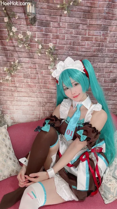 Kururun Kurasaka - Maid Miku nude cosplay leaked 47430