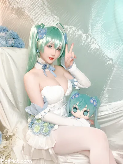 星之迟迟 初音未来粉蝶花精灵 Small nude cosplay leaked 31521