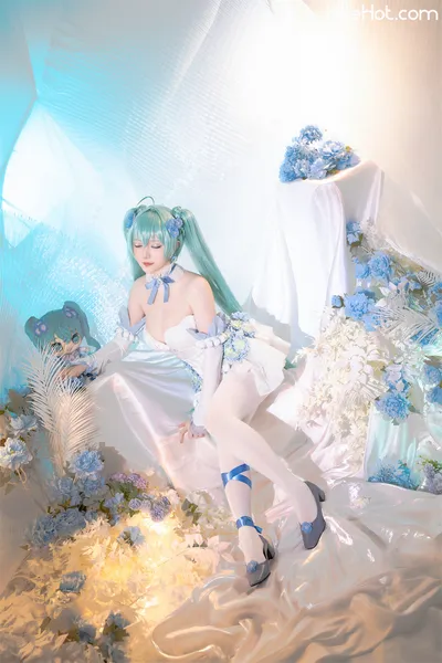 星之迟迟 初音未来粉蝶花精灵 Small nude cosplay leaked 31504