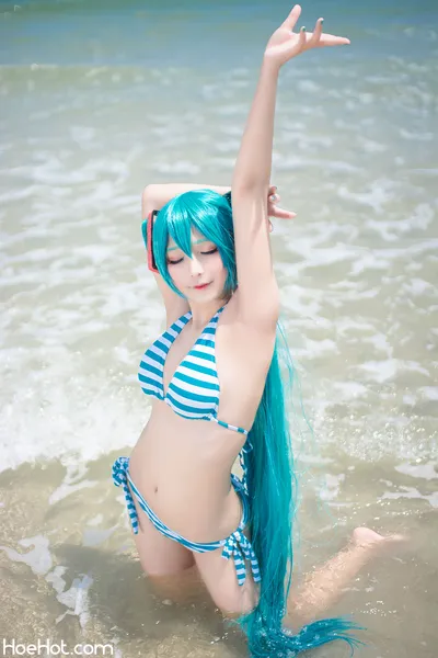 Lightcos - Miku Bikini nude cosplay leaked 323643