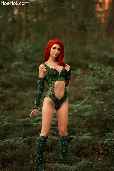 NatsumiPon - Poison Ivy nude cosplay leaked 378355