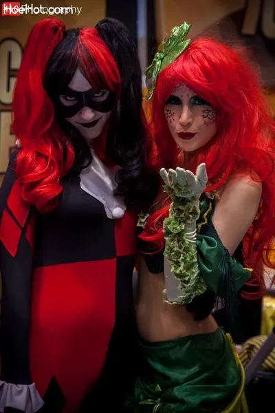 Cosmic Kitty and Mojo Jones - Harley Quinn and Poison Ivy (Batman)'s profile image