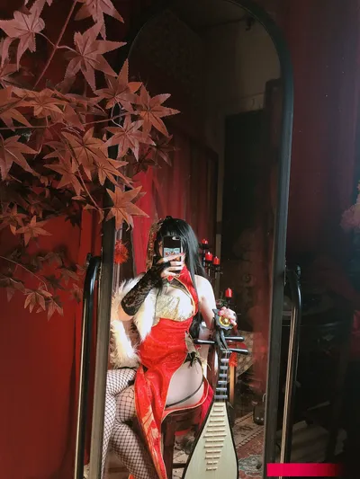 Xiaoying - Taihou nude cosplay leaked 18350