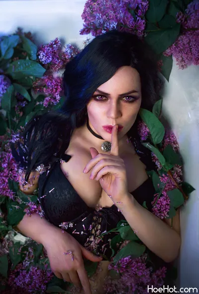 Alice Cosplay - Yennefer nude cosplay leaked 355487