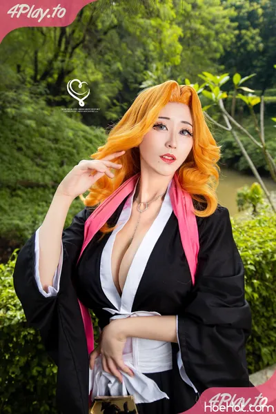 Larissa Rochefort - Rangiku Matsumoto nude cosplay leaked 311975