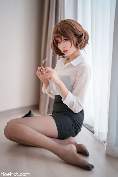 轩萧学姐 - 円香ol+竞泳 nude cosplay leaked 327420