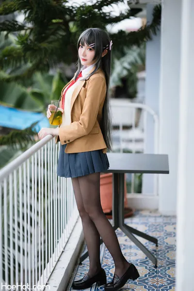 瓜希酱 - 樱岛麻衣 校服 nude cosplay leaked 42164