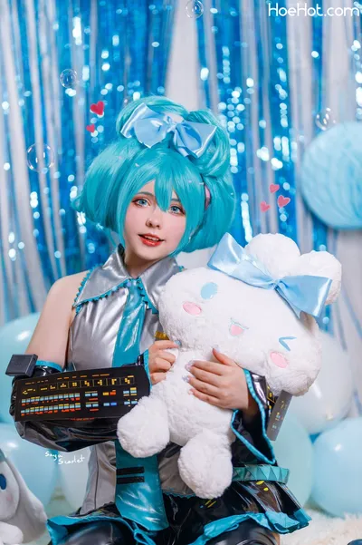 Saya Scarlet - Miku nude cosplay leaked 375542