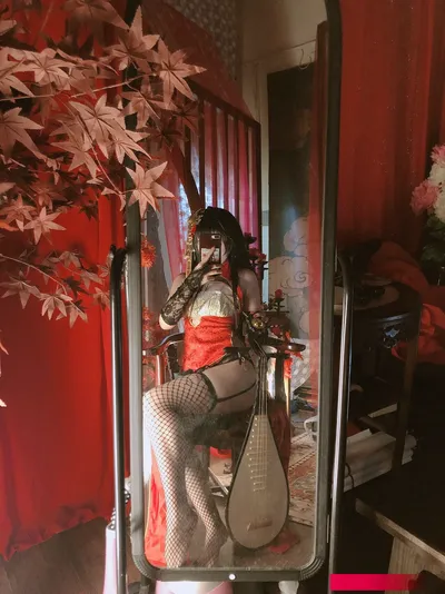 Xiaoying - Taihou nude cosplay leaked 18352