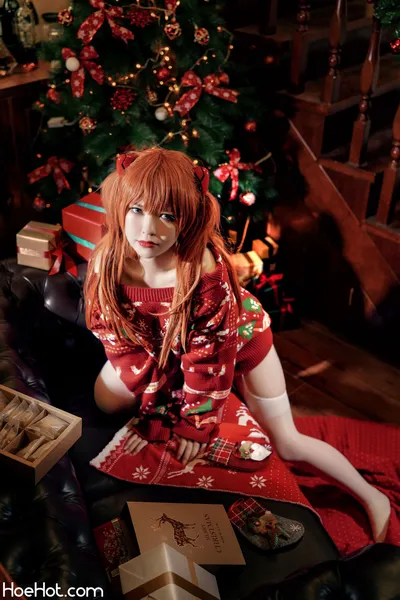 半半子 ー ASUKA Christmas nude cosplay leaked 521429