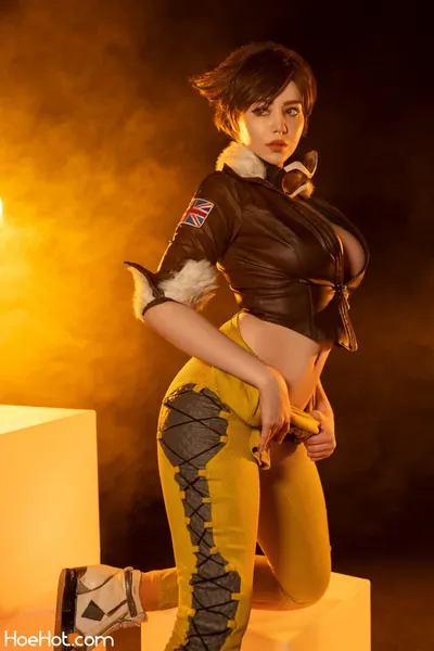 Alina Becker - Tracer nude cosplay leaked 608674