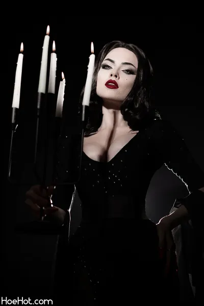 Sladkoslava - Morticia Addams nude cosplay leaked 318121