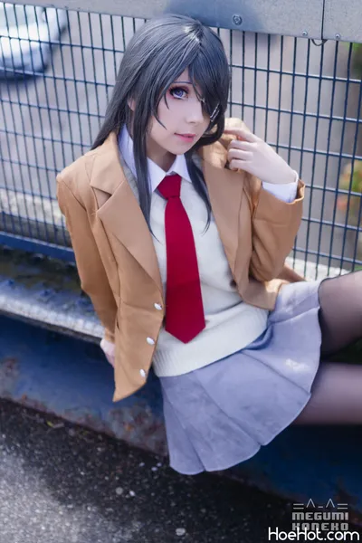 Megumi Koneko - Mai Sakurajima School Uniform nude cosplay leaked 587719