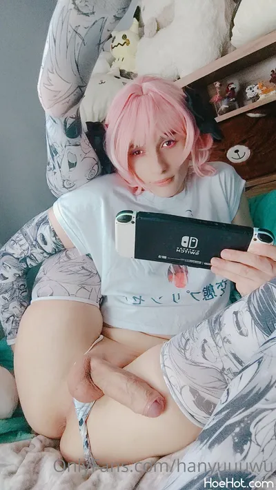 Hanyuu - Astolfo nude cosplay leaked 400048