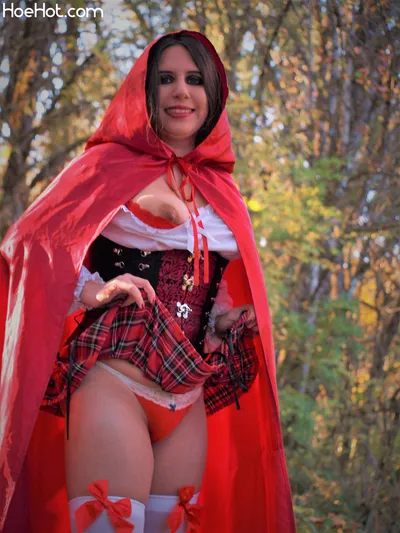 Red Riding Hood, Wolf Hunter nude cosplay leaked 387449