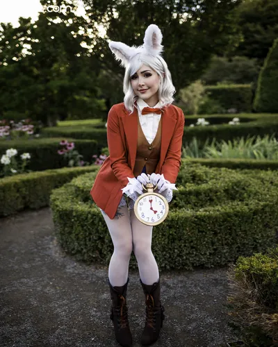 Luxlo - White Rabbit nude cosplay leaked 200914