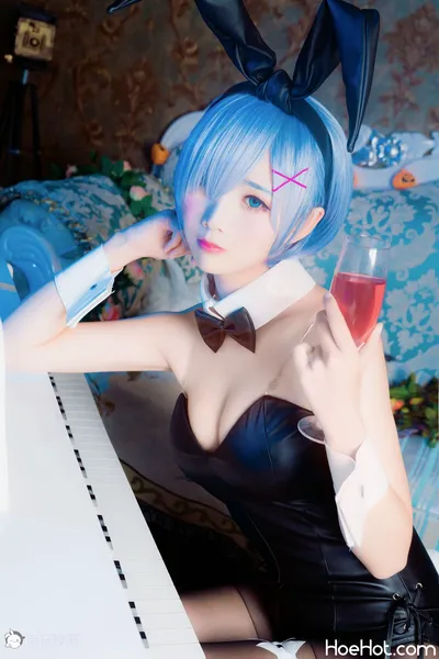 面饼仙儿 - 雷姆兔女郎 nude cosplay leaked 72202