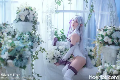 Silverxhere - Emilia nude cosplay leaked 250128