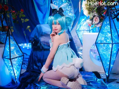 Niantutu - Miku nude cosplay leaked 270314