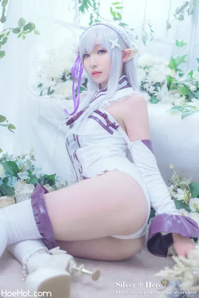 Silverxhere - Emilia nude cosplay leaked 250124