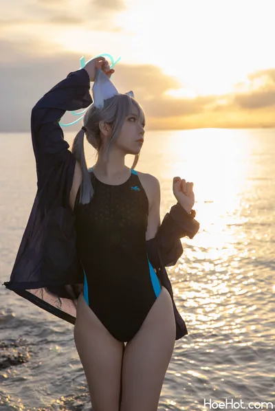 G44不会受伤 - Shiroko Sunaookami Swimsuit nude cosplay leaked 333725