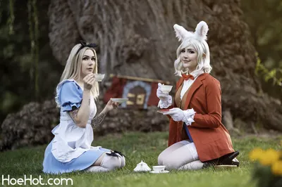 Luxlo - Alice and the White Rabbit nude cosplay leaked 201236