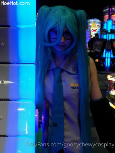 GooeyChewyCosplay - Miku nude cosplay leaked 96271