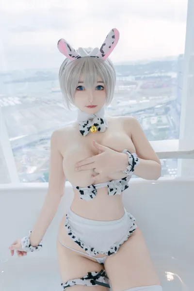 KitKat 9 - Uzaki Cow Maid nude cosplay leaked 438970