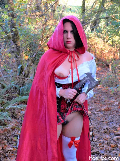 Red Riding Hood, Wolf Hunter nude cosplay leaked 387459