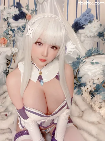 星之迟迟 - 爱蜜莉雅 nude cosplay leaked 567212