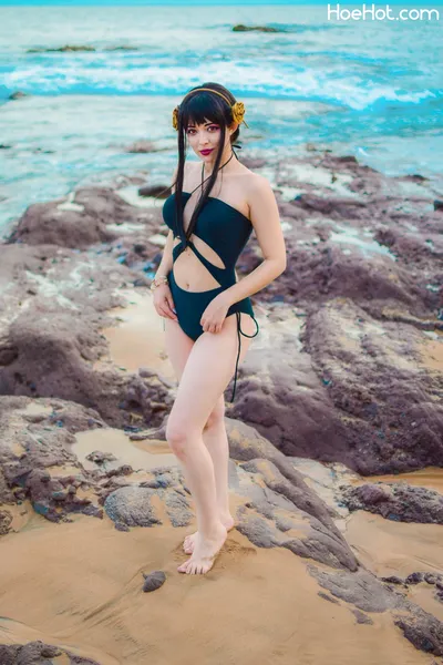 DidiiTCosplay - Yor Swimsuit nude cosplay leaked 27013